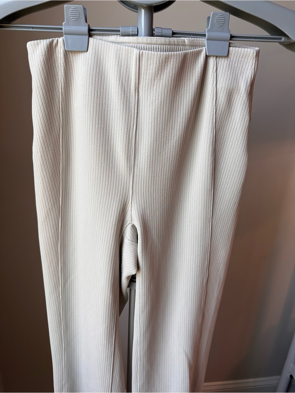 Lululemon Ribbed Softstreme Flared Pants Bone Off White Size 4 Tall 35" Inseam - Picture 5 of 11